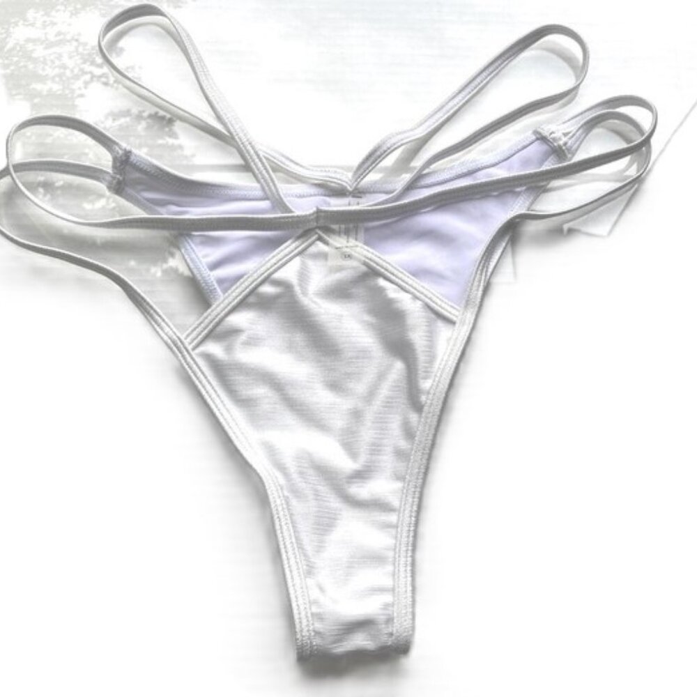 FASHION NOVA G-String Panties – White – NWOT- Women’s Plus Size 1X